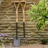 Cazma KENT & STOWE din otel carbon, maner lemn frasin, FSC 100%, 110 cm, 10 ani de garantie