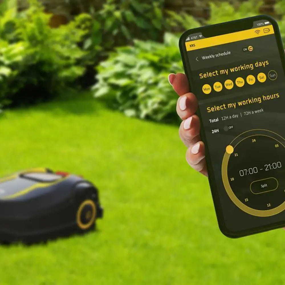 Cub Cadet XR5 1000 robotfűnyíró – akár 1000 m² felülethez, GSM-modullal